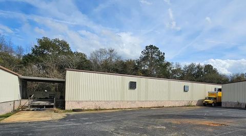 Photo of 1908 N Slappey Blvd, Albany, GA 31707 (MLS # 164704)