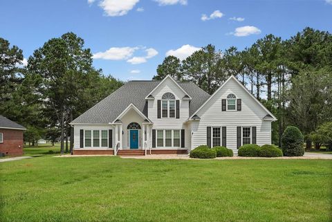 Photo of 1007 River Pointe Drive, Albany, GA 31701 (MLS # 169212)