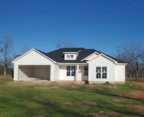 Photo of 108 Lambeth Court, Leesburg, GA 31763 (MLS # 167458)