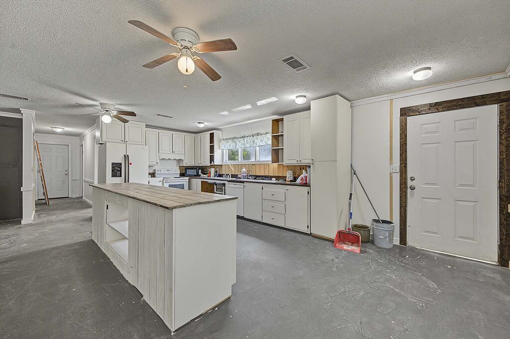 433 W Church Street