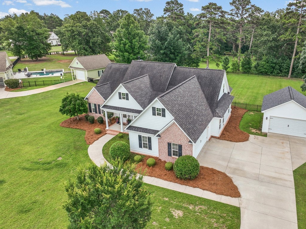 109 W Edgefield Drive