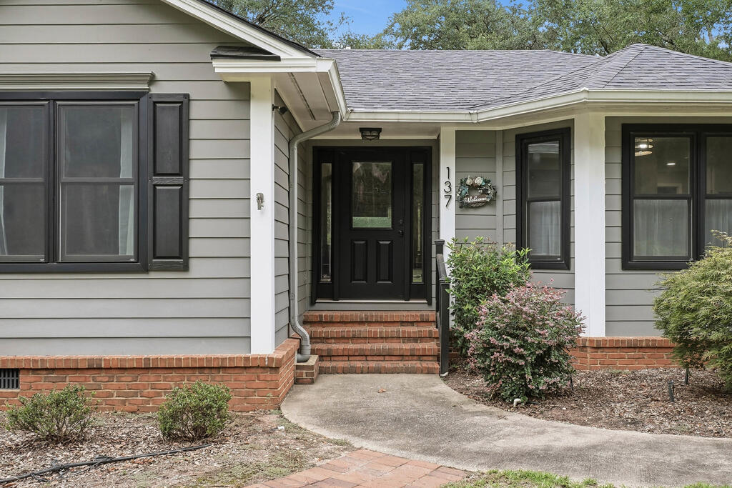 137 Spring Lake Drive