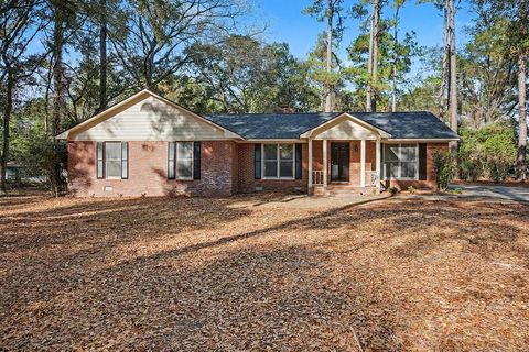 Photo of 111 Thimblemill Drive, Leesburg, GA 31763 (MLS # 167287)