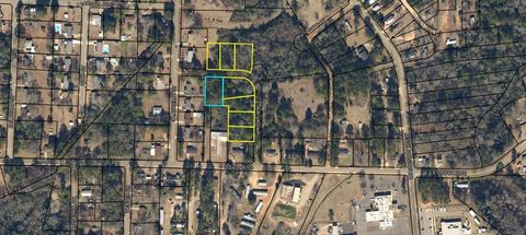 Photo of 000 E S Boulevard St, Blakely, GA 39823 (MLS # 160577)
