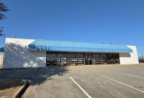 Photo of 2501 N Slappey Blvd, Albany, GA 31701 (MLS # 167467)