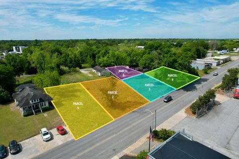 Photo of 812 Pine Ave, Albany, GA 31701 (MLS # 169072)