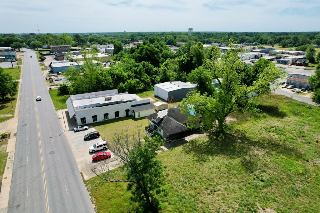 812 Pine