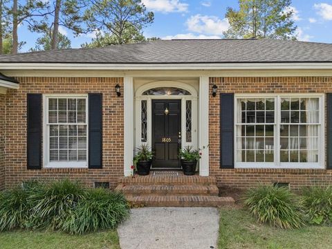 Photo of 1805 Robinhood Rd, Albany, GA 31707 (MLS # 166863)
