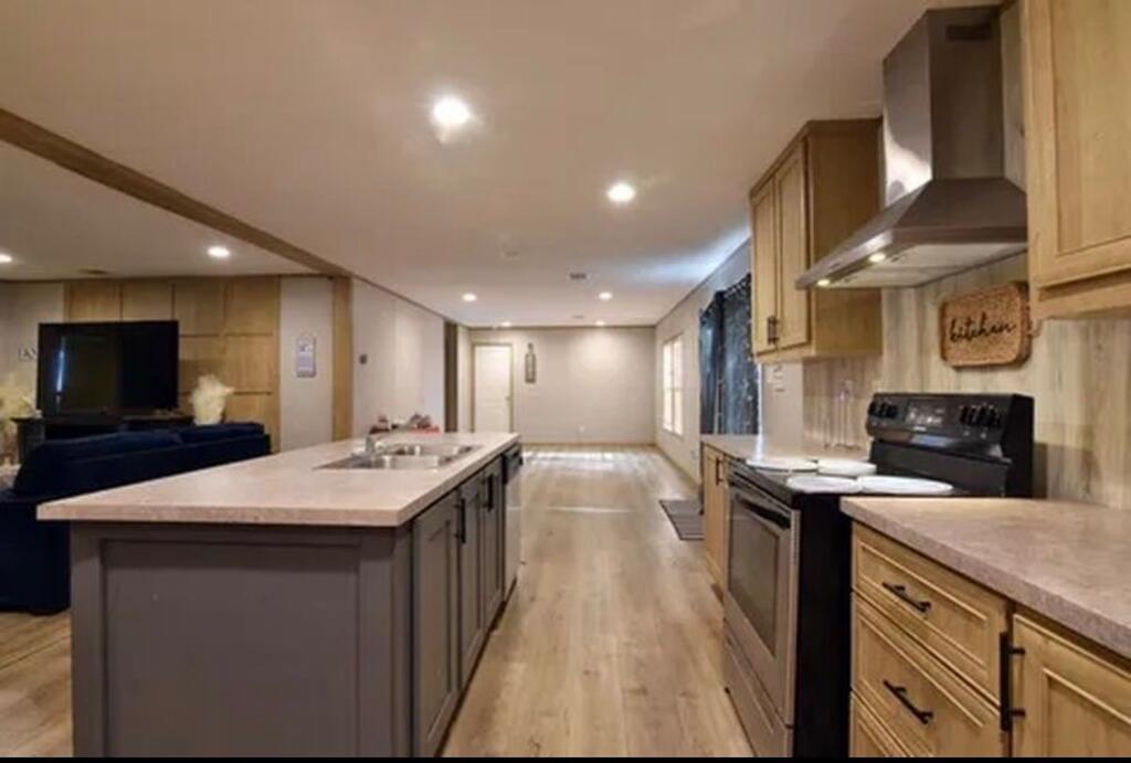 164 Livingston Road