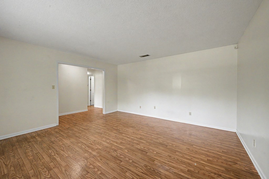 2207 Jasmine Court