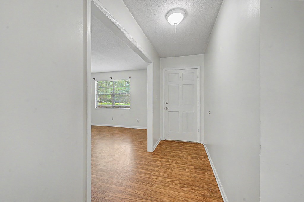 2207 Jasmine Court