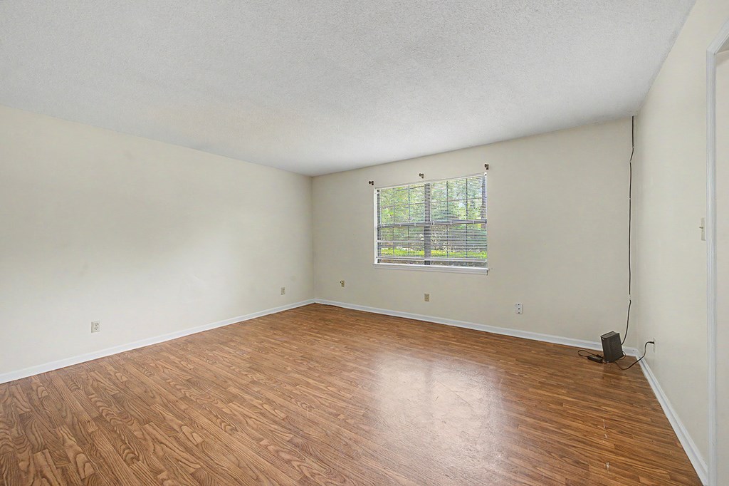 2207 Jasmine Court
