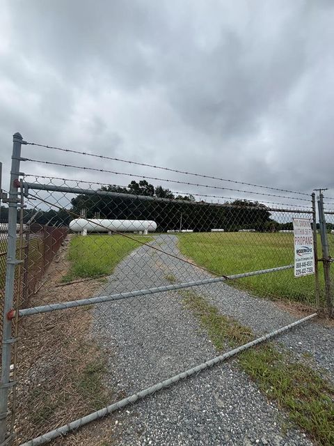 Photo of 1830 Liberty Expy SE Expy, Albany, GA 31705 (MLS # 166576)