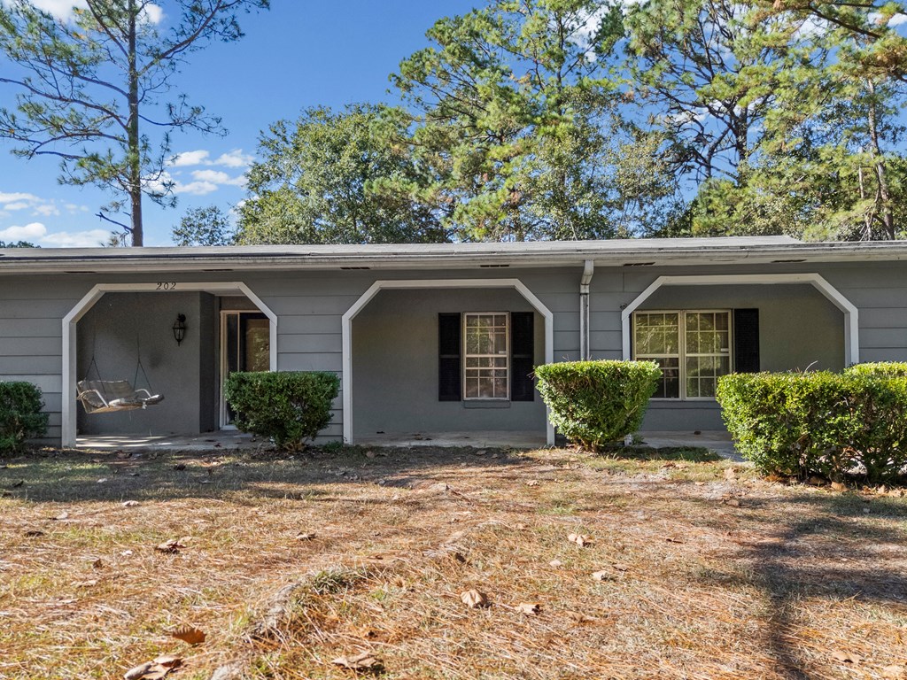 202 Oak Grove Drive