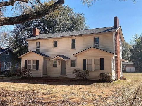 Photo of 1312 #A Gillespie Avenue, Albany, GA 31707 (MLS # 167055)