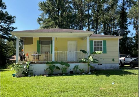 Photo of 620 Marshall Lane, Albany, GA 31701 (MLS # 165511)