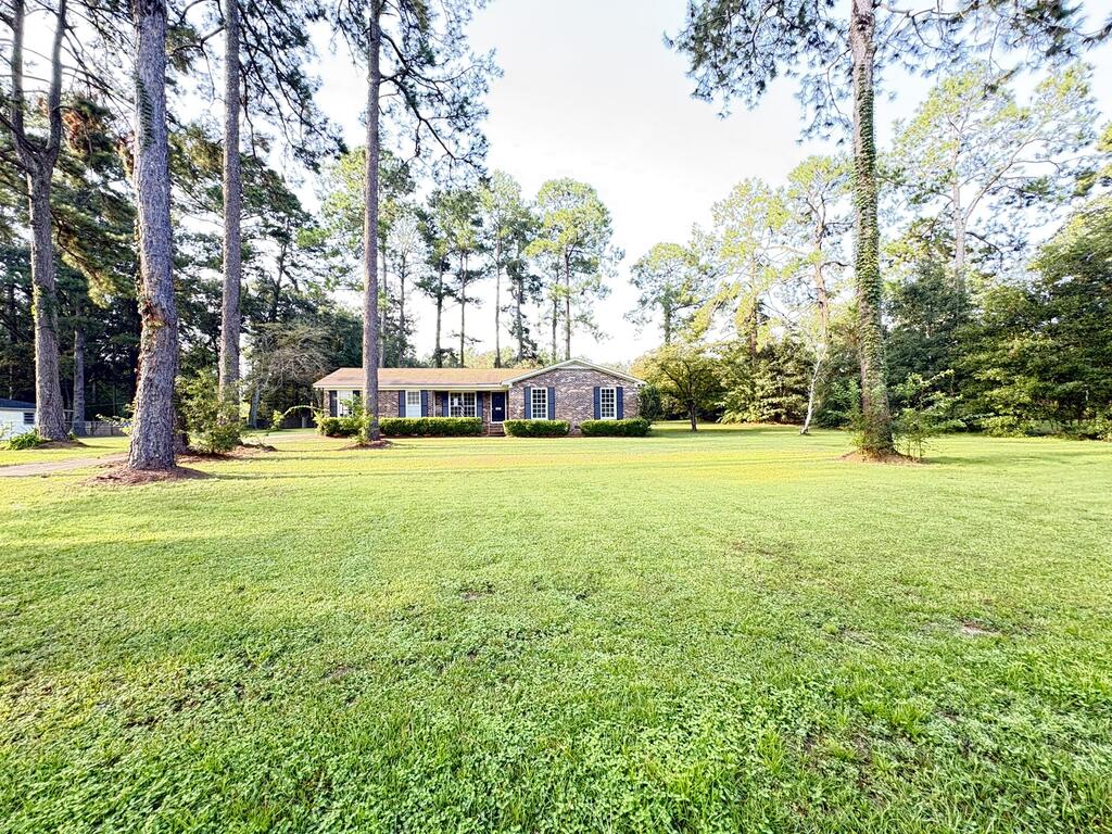 110 Westfield Rd