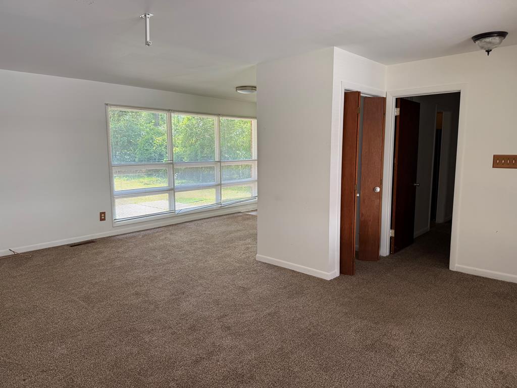 2312 Whispering Pines Rd
