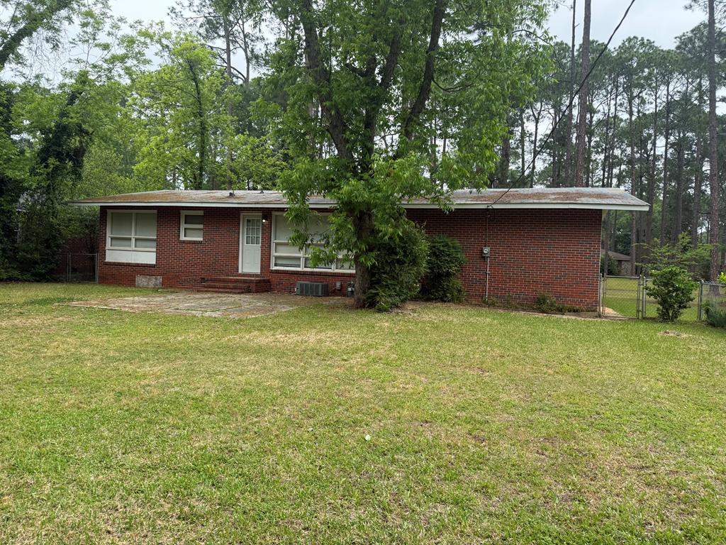 2312 Whispering Pines Rd