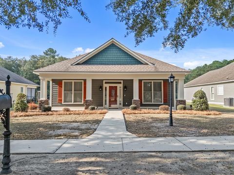 Photo of 1821 Arlington Park Cir, Albany, GA 31701 (MLS # 165332)