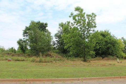 Photo of 235 Wentworth Ln, Albany, GA 31721 (MLS # 165406)