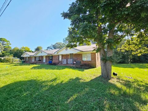 Photo of 306 Elsom St, Albany, GA 31705 (MLS # 166663)