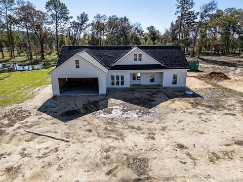 Photo of 107 Sawtooth Drive, Leesburg, GA 31763 (MLS # 167284)
