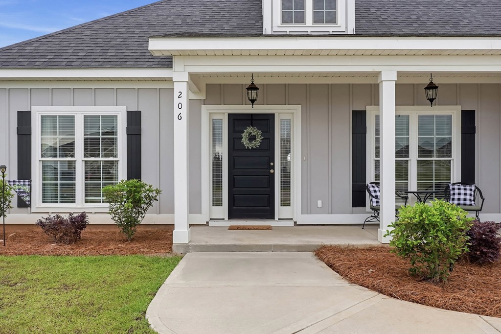 206 Hillridge Drive