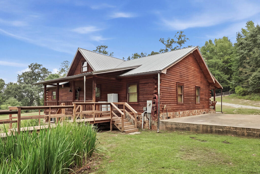 2342 Davis Brothers Road