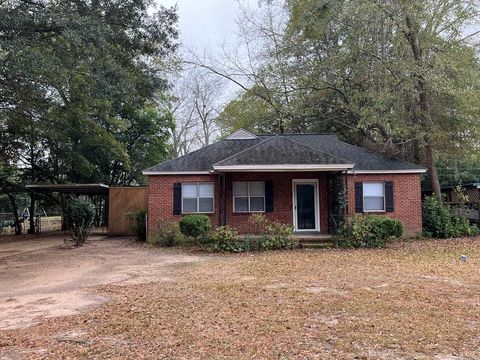 Photo of 1204 Tenth Ave, Albany, GA 31701 (MLS # 167343)