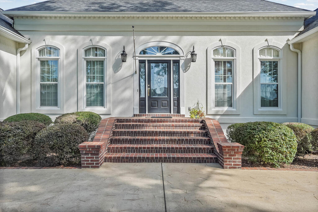 713 River Chase Lane