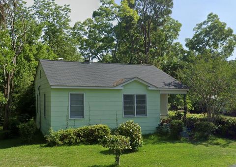 Photo of 721 Cotton Avenue, Albany, GA 31701 (MLS # 168797)