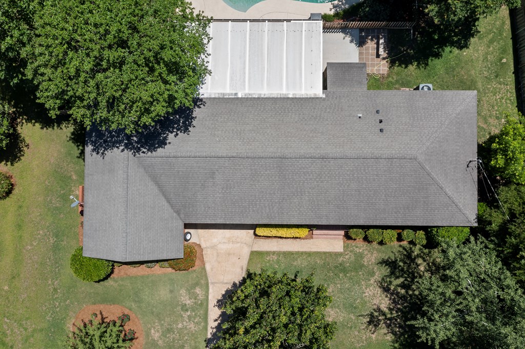 112 Angus Drive