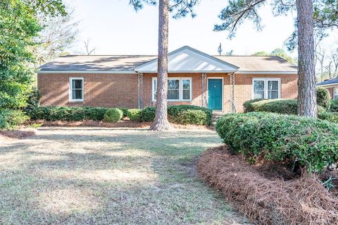 Photo of 2021 West Broad Avenue, Albany, GA 31707 (MLS # 167153)