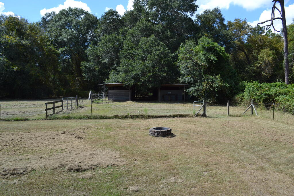 130 Winifred Rd