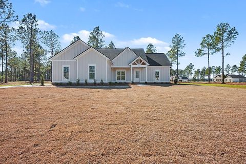 Photo of 111 Stornoway Drive, Leesburg, GA 31763 (MLS # 167427)