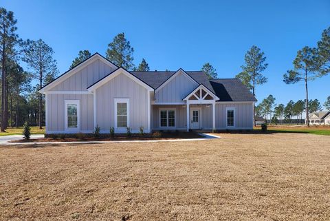 Photo of 111 Stornoway Drive, Leesburg, GA 31763 (MLS # 167427)