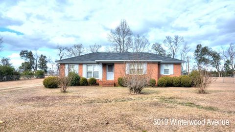 Photo of 3019 Winterwood Ave, Albany, GA 31721 (MLS # 164244)