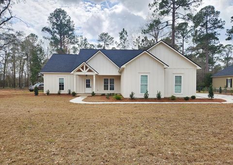 Photo of 113 Tybee Ln, Leesburg, GA 31763 (MLS # 166907)