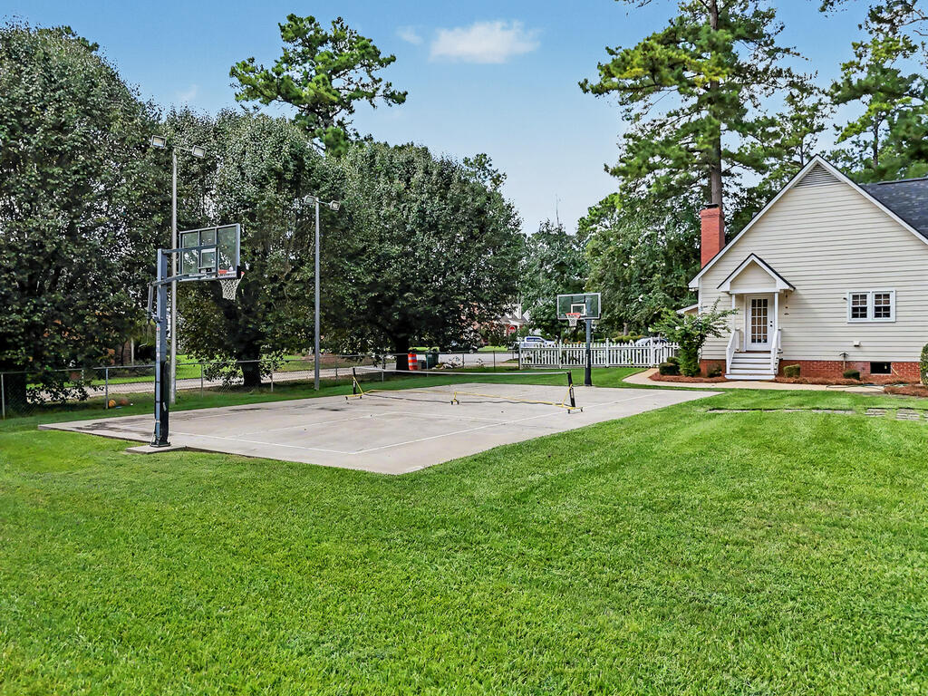 2530 Pheasant Drive