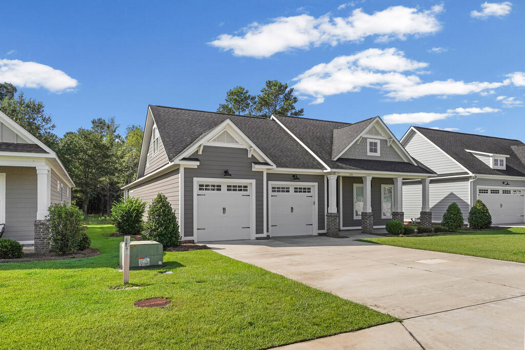171 Oakside Circle
