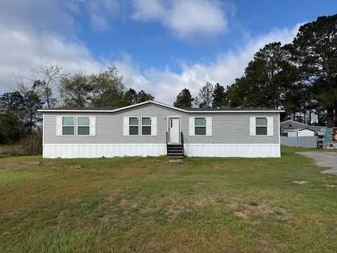 Photo of 1817 South County Line Road, Albany, GA 31705 (MLS # 168798)