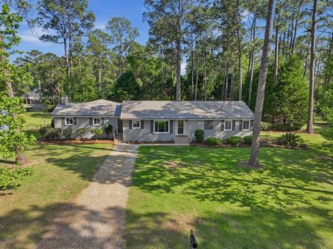 Photo of 1028 Summit Drive, Albany, GA 31707 (MLS # 168948)