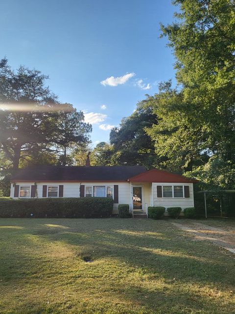 Photo of 2026 Melrose Drive, Albany, GA 31707 (MLS # 166755)