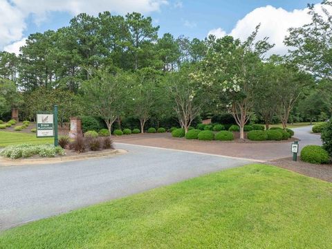 Photo of 124 Byron Ridge Drive, Albany, GA 31721 (MLS # 165524)