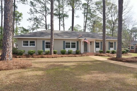 Photo of 1812 Robinhood Rd, Albany, GA 31707 (MLS # 167664)