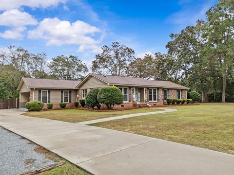 Photo of 245 N Doublegate Dr, Albany, GA 31721 (MLS # 167045)