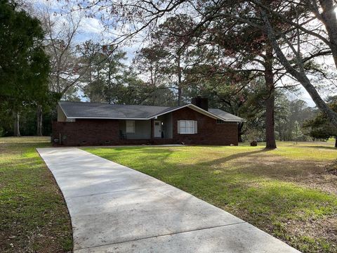 Photo of 3204 Fulmer Court, Albany, GA 31721 (MLS # 167300)