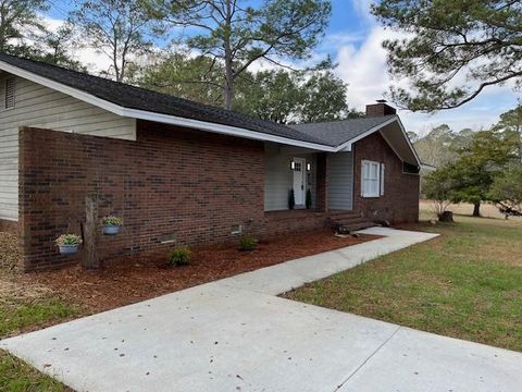 Photo of 3204 Fulmer Court, Albany, GA 31721 (MLS # 167300)