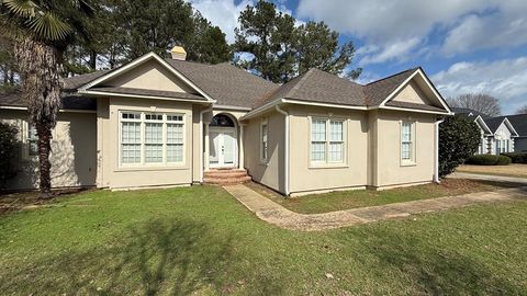 Photo of 1011 River Pointe Drive, Albany, GA 31701 (MLS # 168888)